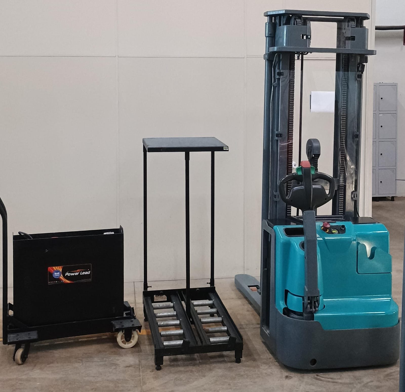 Empilhadeira Paleteira - Baoli - ES16