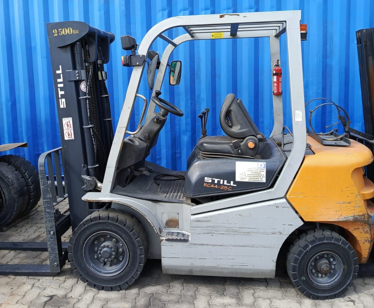 Empilhadeira Combustão - Still - CLX25
