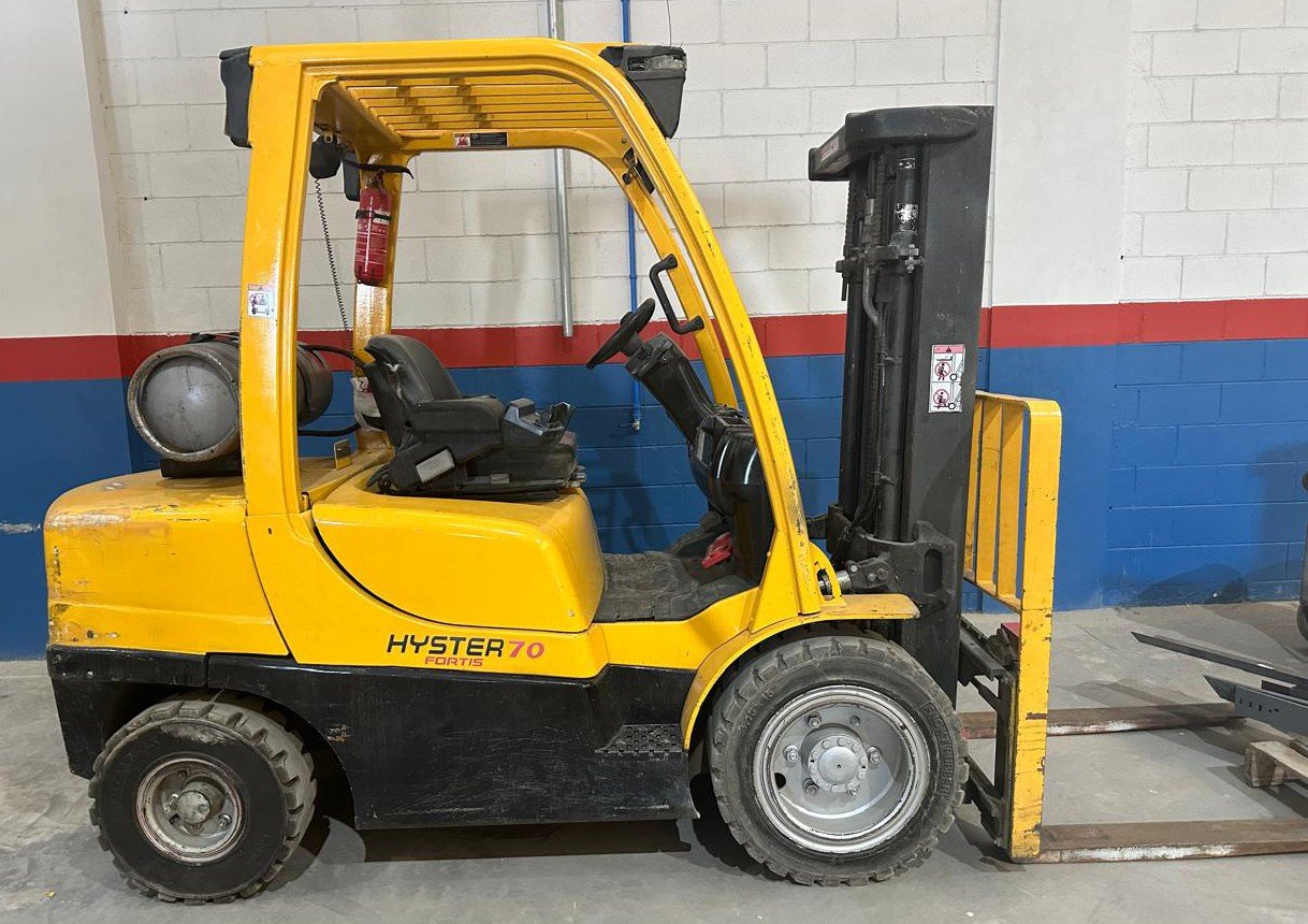 Empilhadeira Combustão - Hyster - H70FT