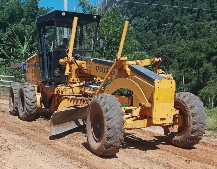 Motoniveladora - Volvo - G710