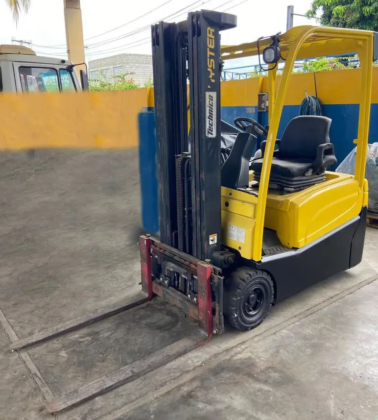 Empilhadeira Contrabalanceada - Hyster - J35XNT